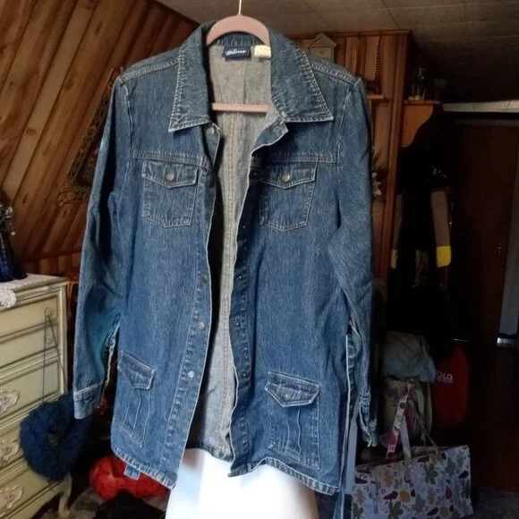 Cool Jean Jacket - Picture 3 of 4